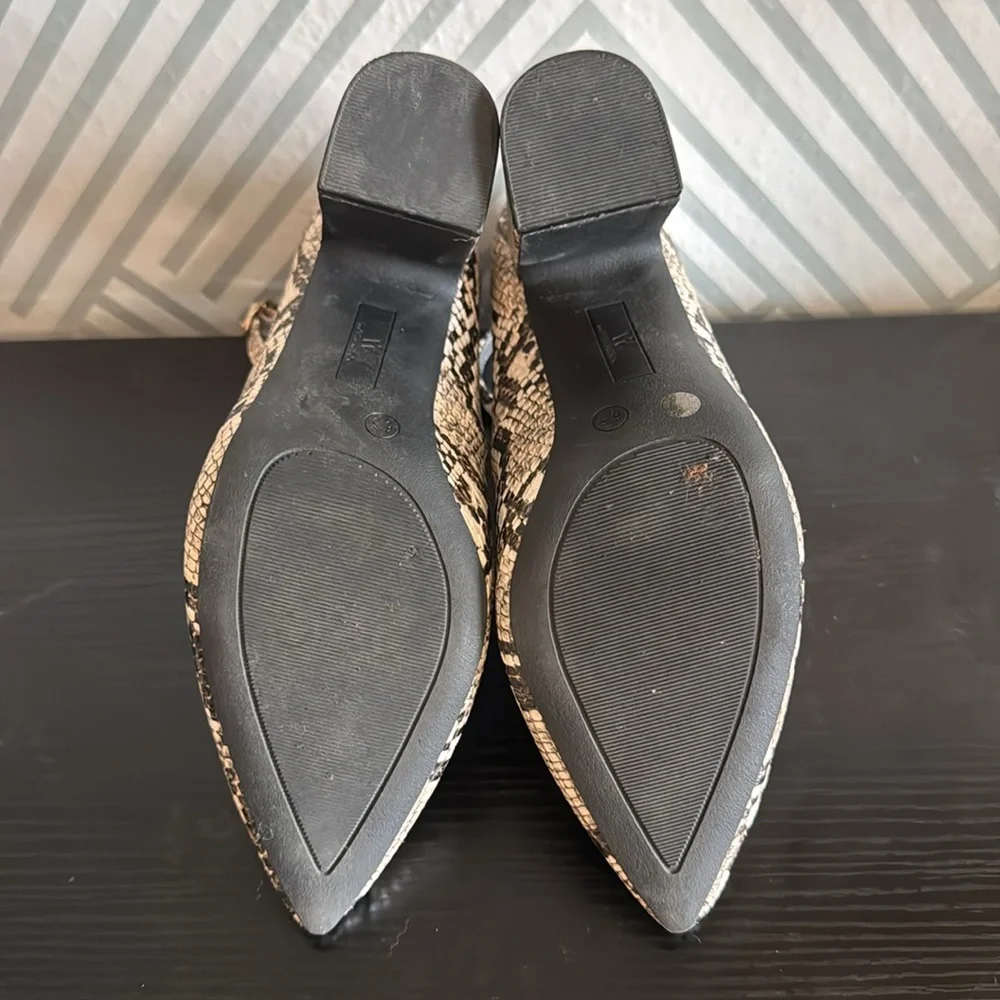 Snake print heels - Picture 5 of 6
